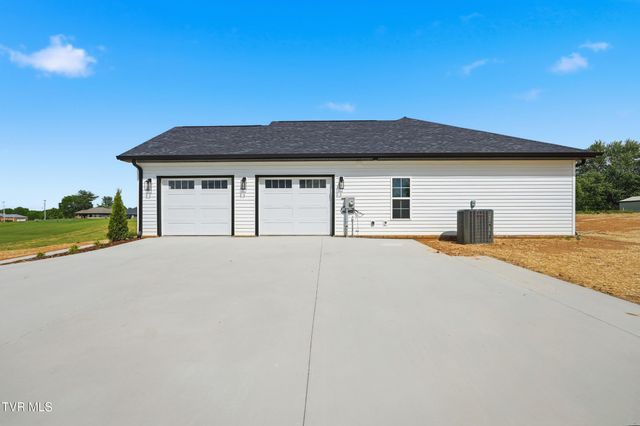 135 Emperor Lane, Greeneville, TN 37743