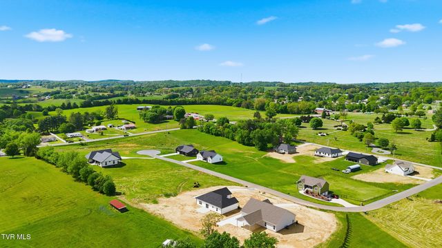 135 Emperor Lane, Greeneville, TN 37743