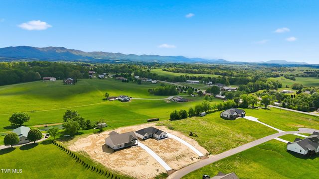 135 Emperor Lane, Greeneville, TN 37743