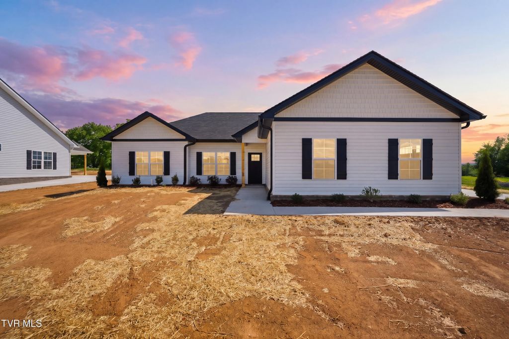 135 Emperor Lane, Greeneville, TN 37743