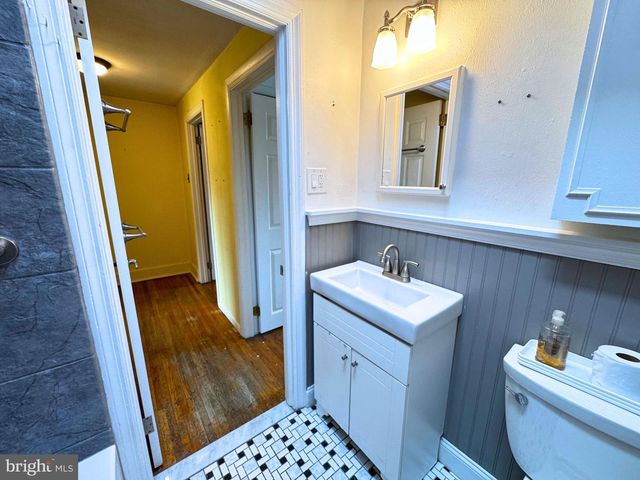 415 SEVEN OAKS DR, Clifton Heights, PA 19018