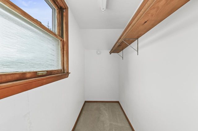N85W16159 Appleton AVENUE, Menomonee Falls, WI 53051