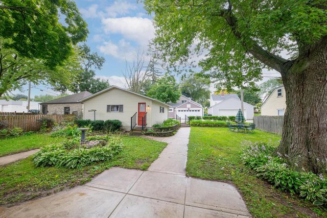 N85W16159 Appleton AVENUE, Menomonee Falls, WI 53051