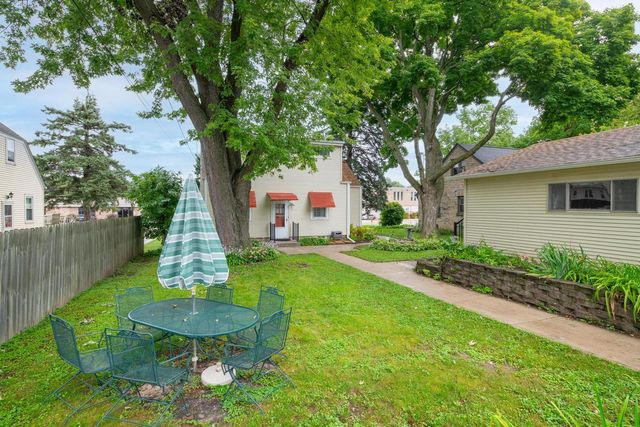 N85W16159 Appleton AVENUE, Menomonee Falls, WI 53051