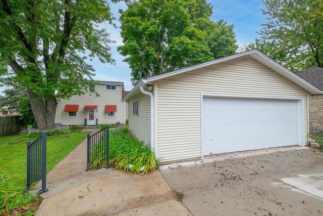 N85W16159 Appleton AVENUE, Menomonee Falls, WI 53051
