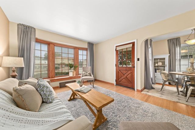 N85W16159 Appleton AVENUE, Menomonee Falls, WI 53051