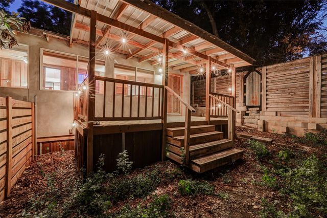 610 Terrell Hill DR B, Austin, TX 78704