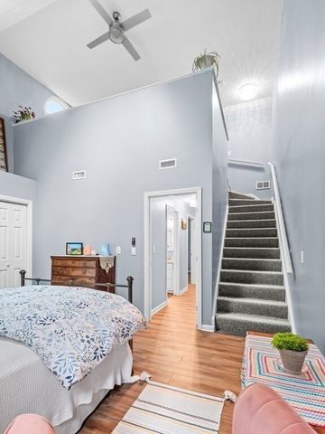 66 Pleasant St 6, Oxford, MA 01537