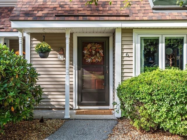 66 Pleasant St 6, Oxford, MA 01537