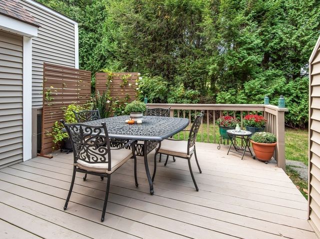 66 Pleasant St 6, Oxford, MA 01537