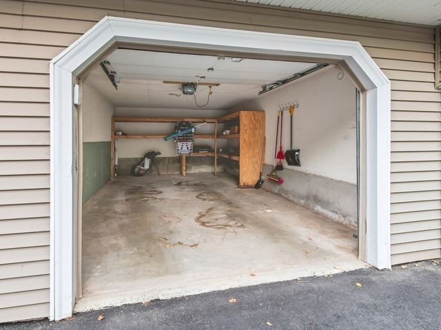 66 Pleasant St 6, Oxford, MA 01537