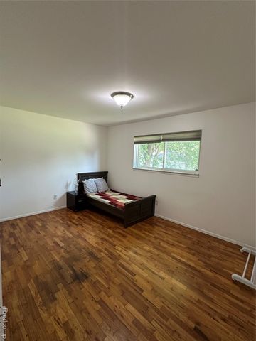 32302 Ryan Road, Warren, MI 48092