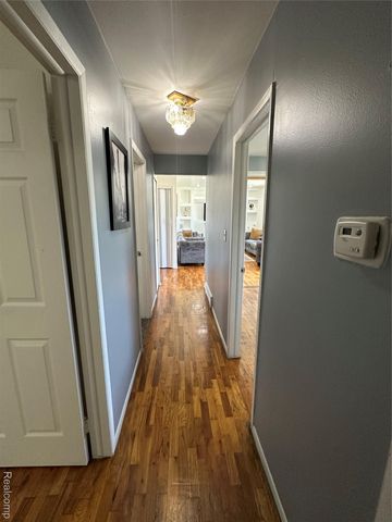 32302 Ryan Road, Warren, MI 48092