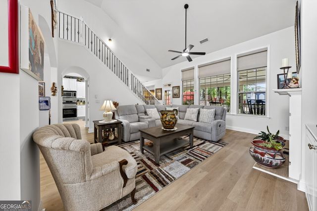 1020 Amber Waves Avenue, Hoschton, GA 30548