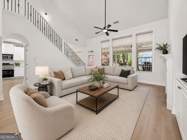 1020 Amber Waves Avenue, Hoschton, GA 30548