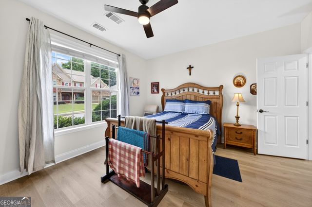 1020 Amber Waves Avenue, Hoschton, GA 30548