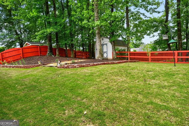 1020 Amber Waves Avenue, Hoschton, GA 30548