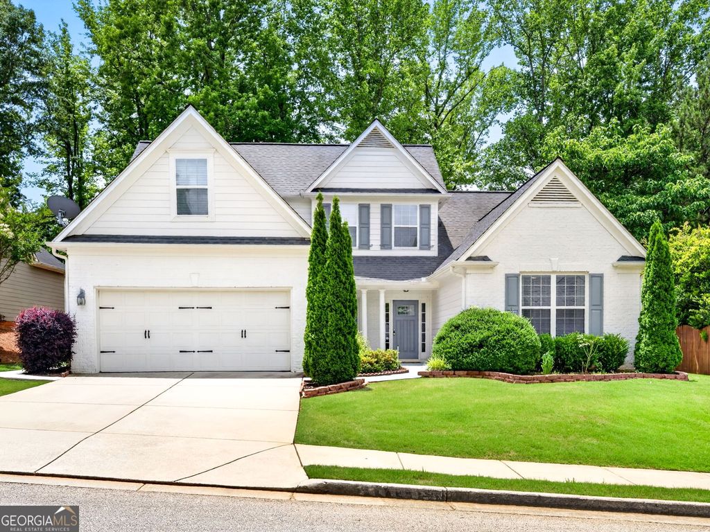 1020 Amber Waves Avenue, Hoschton, GA 30548
