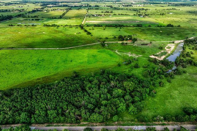 11194 Schmidt Road, Waller, TX 77484