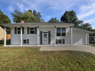 1209 Liberty Drive Terrace, Liberty, MO 64068