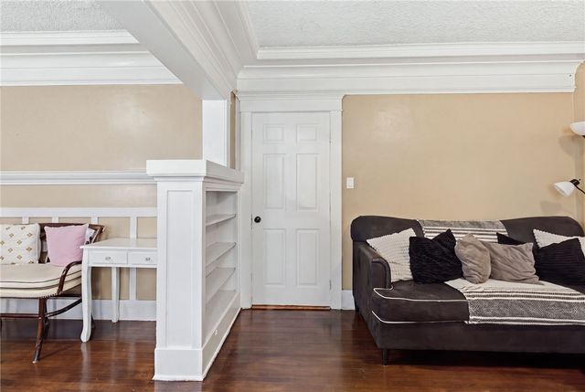 146 W Vernon, Los Angeles, CA 90037