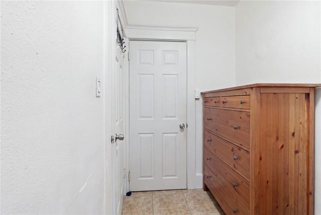 146 W Vernon, Los Angeles, CA 90037