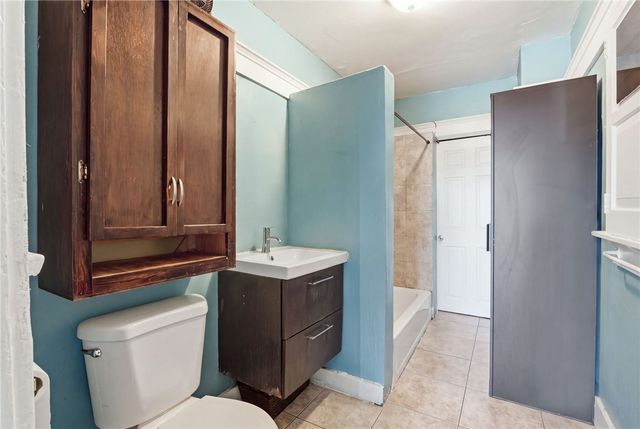 146 W Vernon, Los Angeles, CA 90037