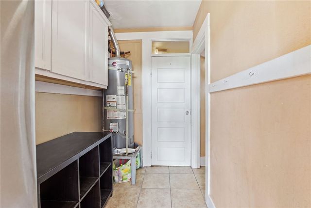 146 W Vernon, Los Angeles, CA 90037