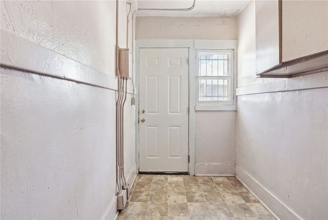 146 W Vernon, Los Angeles, CA 90037
