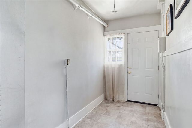 146 W Vernon, Los Angeles, CA 90037