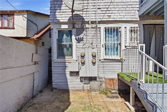 146 W Vernon, Los Angeles, CA 90037