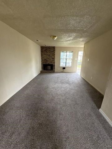 2822 Wimbledon Court C, Garland, TX 75041