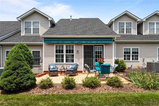 2368 Waters Mill Cir, North Chesterfield, VA 23235