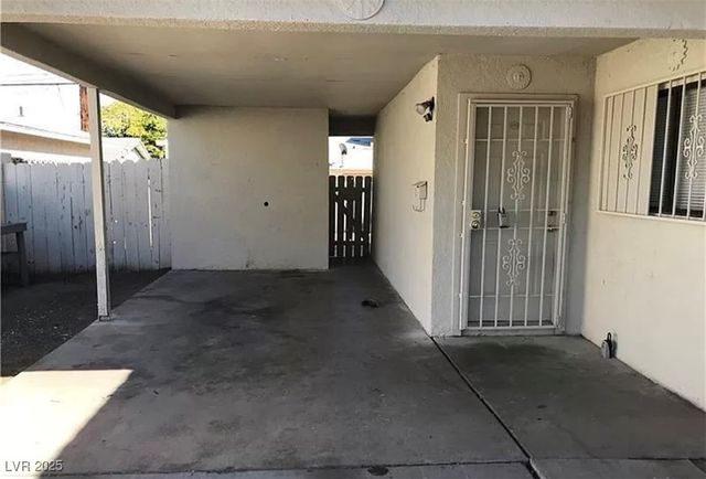 3258 GLENHURST Drive, Las Vegas, NV 89121