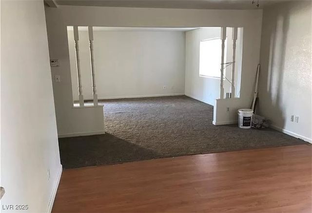 3258 GLENHURST Drive, Las Vegas, NV 89121