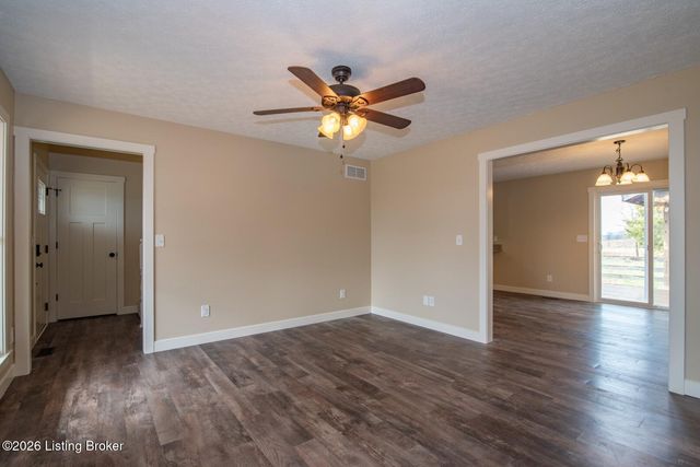 99 Fletcher Ct, Rineyville, KY 40162