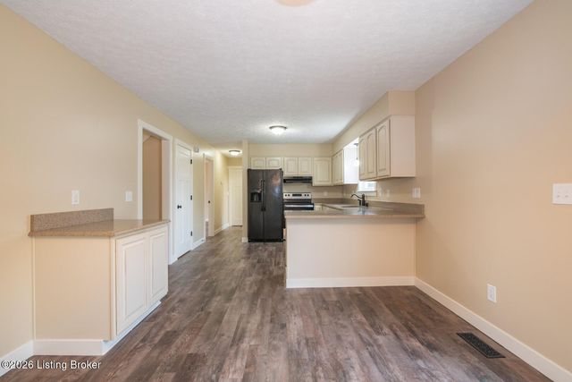 99 Fletcher Ct, Rineyville, KY 40162