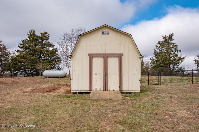 99 Fletcher Ct, Rineyville, KY 40162