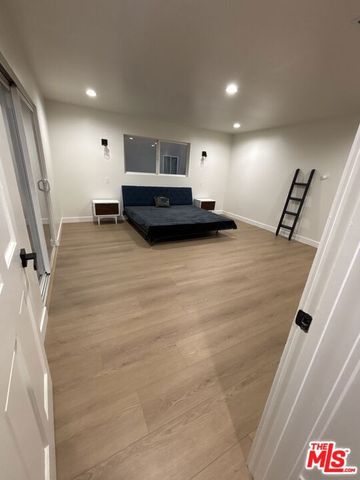 15147 Otsego Street, Sherman Oaks, CA 91403