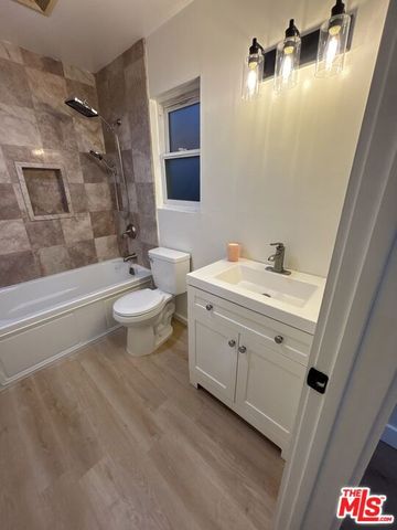 15147 Otsego Street, Sherman Oaks, CA 91403