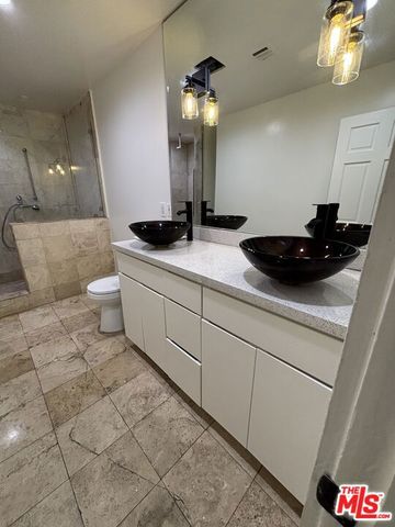 15147 Otsego Street, Sherman Oaks, CA 91403