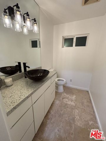 15147 Otsego Street, Sherman Oaks, CA 91403