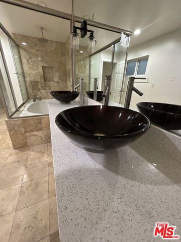 15147 Otsego Street, Sherman Oaks, CA 91403