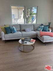 15147 Otsego Street, Sherman Oaks, CA 91403