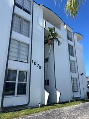 1075 93rd St 106, Bay Harbor Islands, FL 33154