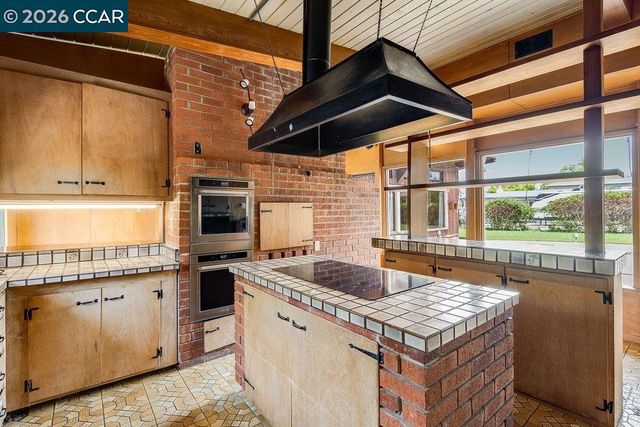 4130 Beryl Dr, Concord, CA 94518