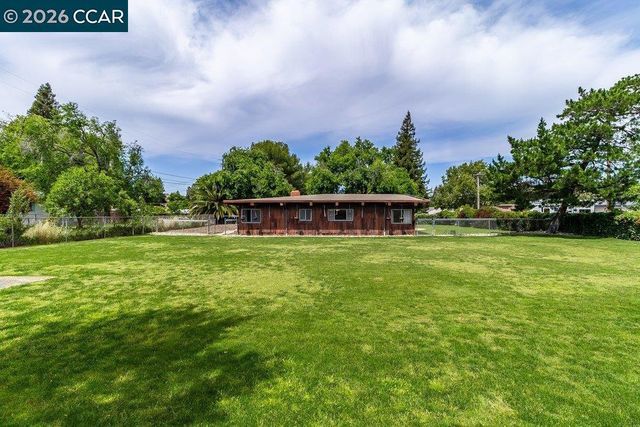 4130 Beryl Dr, Concord, CA 94518