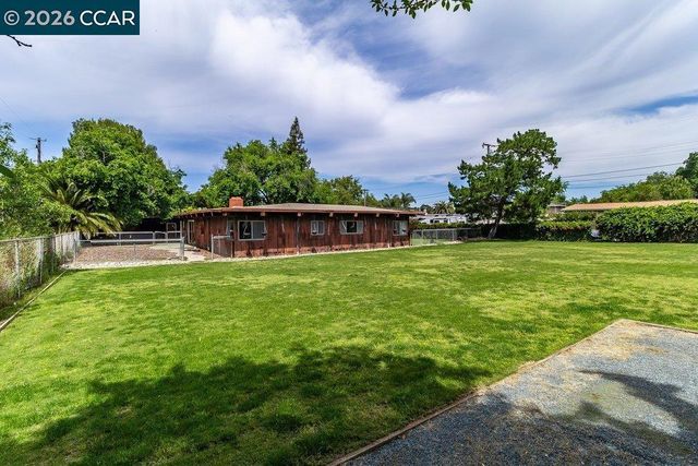 4130 Beryl Dr, Concord, CA 94518