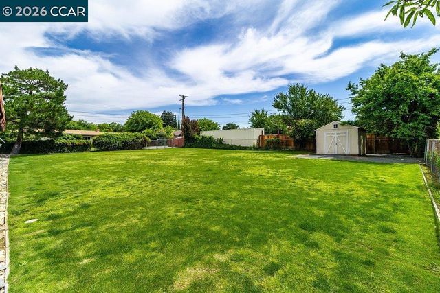 4130 Beryl Dr, Concord, CA 94518