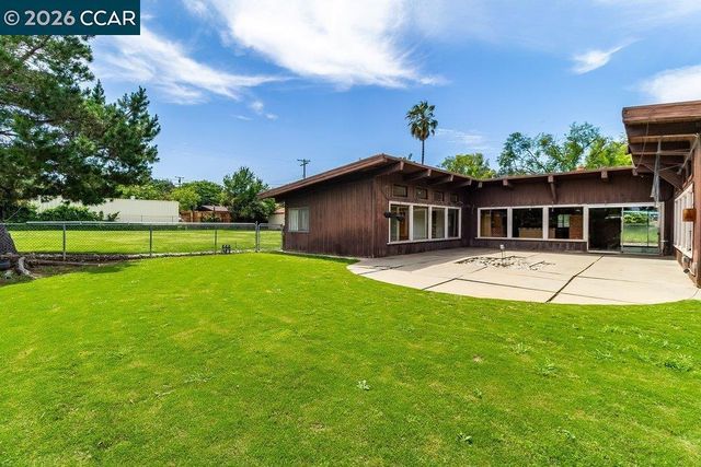 4130 Beryl Dr, Concord, CA 94518